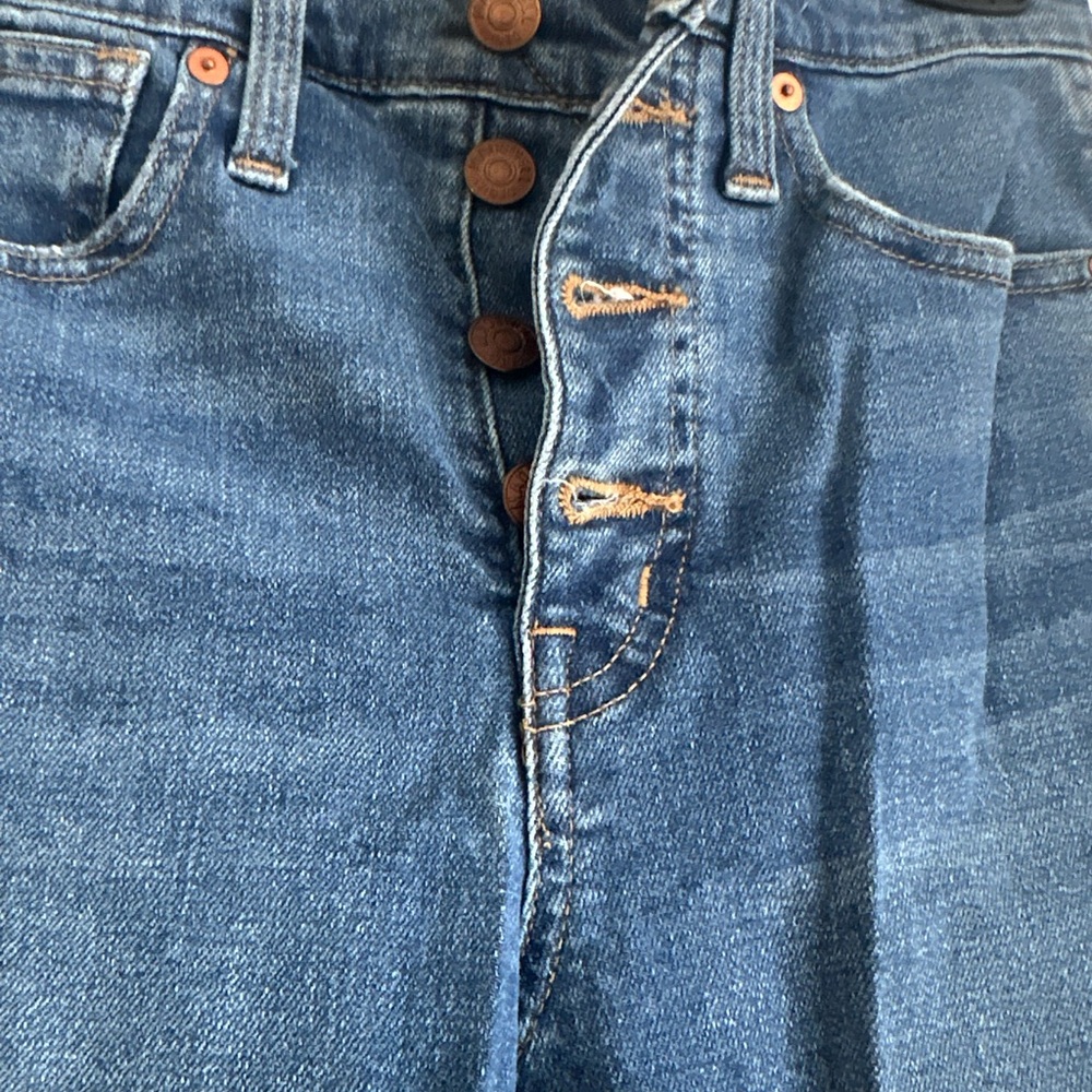 Women's Petite Madewell Skinny Jeans - Picture 5 of 7
